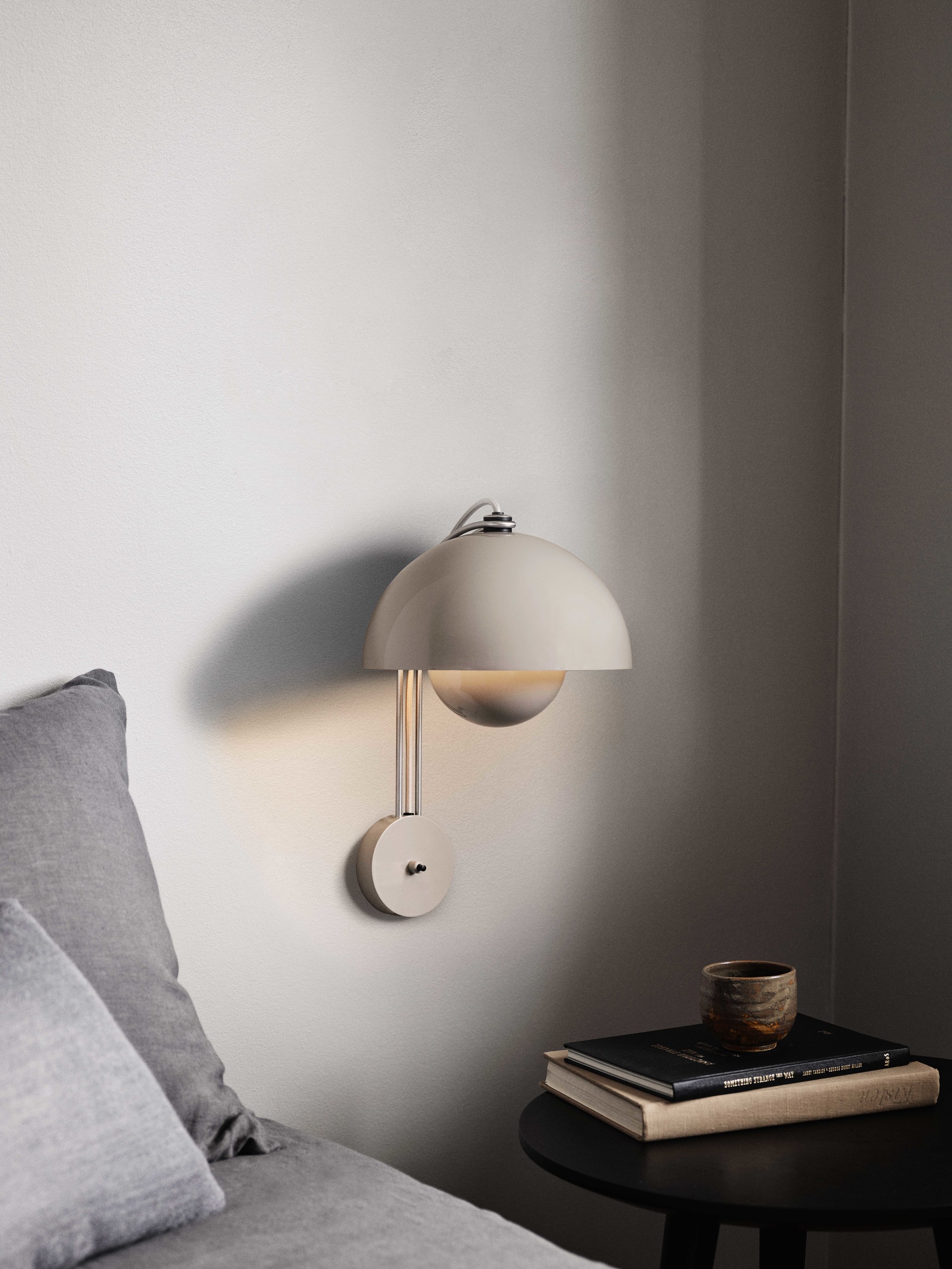 Flowerpot Wall Lamp VP8